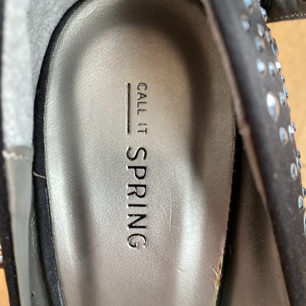 Heels - Picture 3 of 5